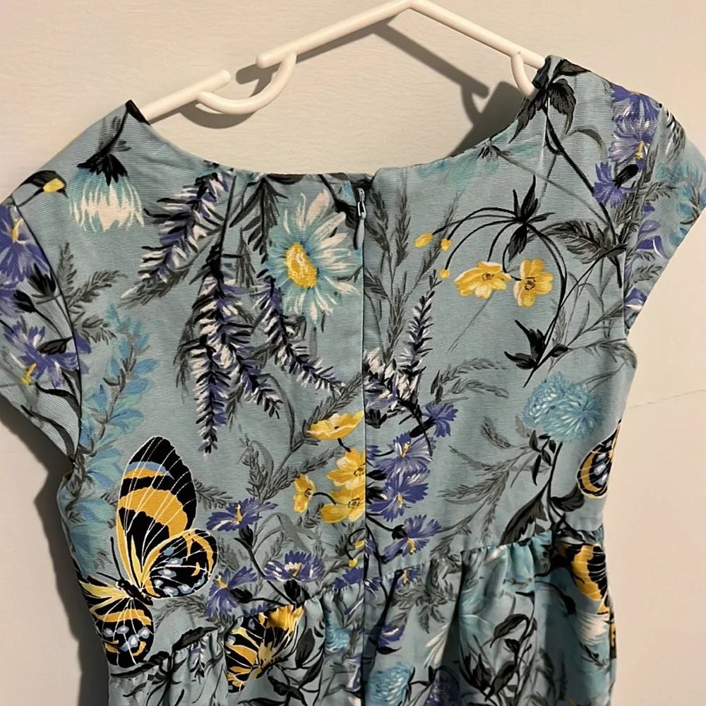 Cutest Gap Flower/Butterfly Dress - Picture 5 of 7